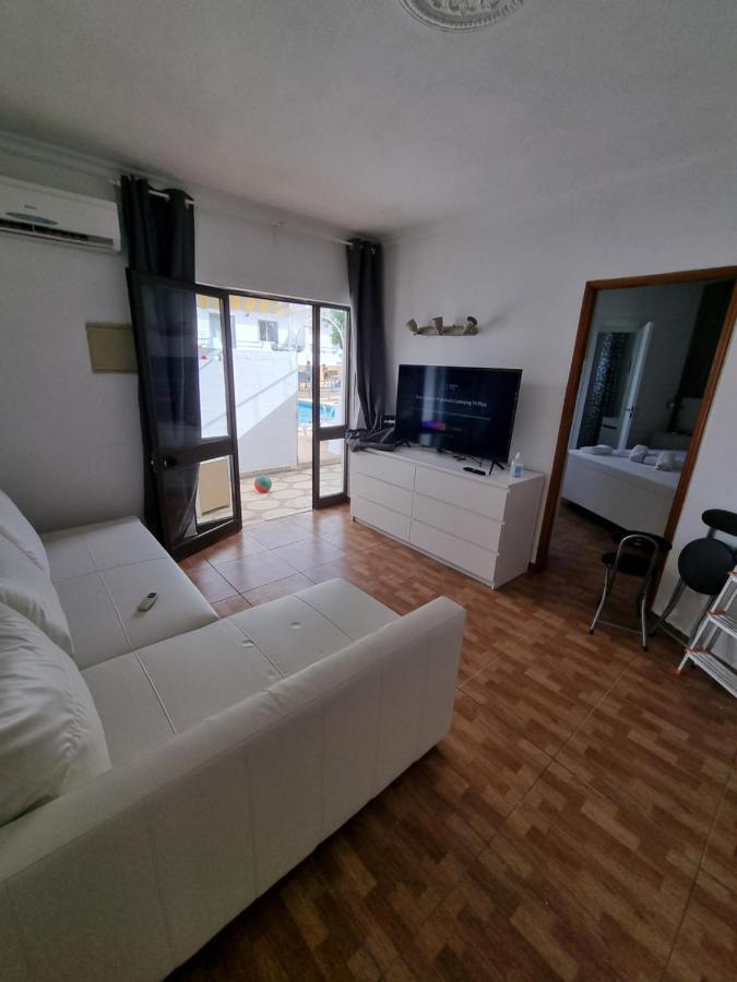 Casa agradável com piscina partilhada Apartamento Albufeira Exterior foto