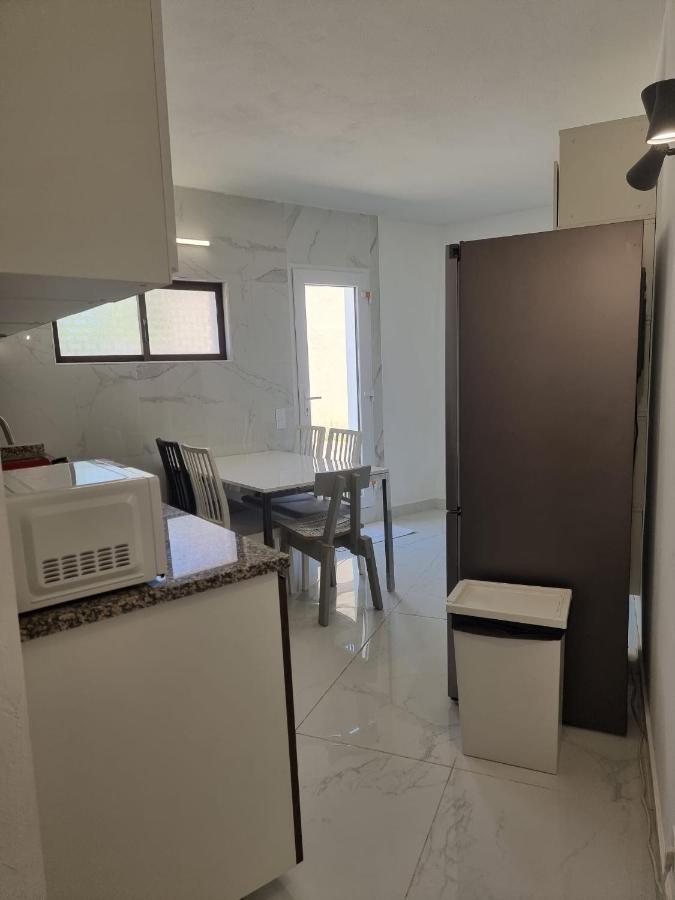 Casa agradável com piscina partilhada Apartamento Albufeira Exterior foto