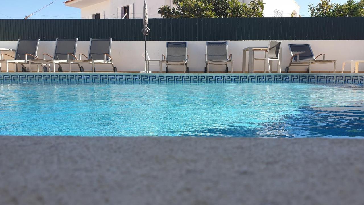 Casa agradável com piscina partilhada Apartamento Albufeira Exterior foto